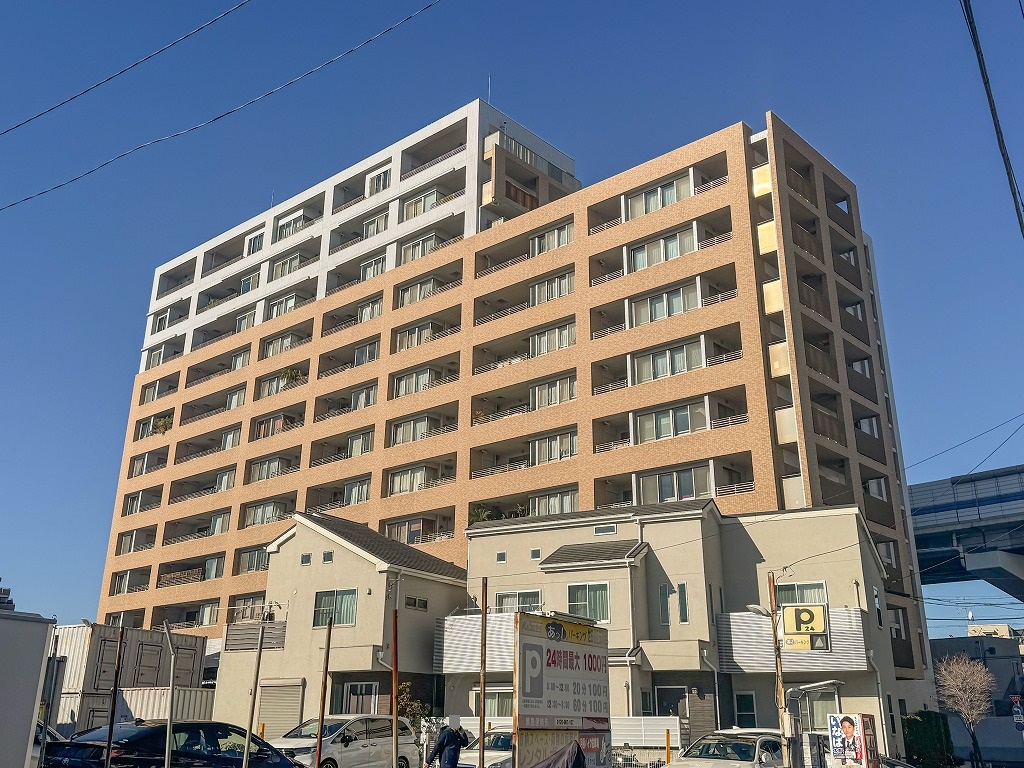 ライオンズスクエア用賀の外観1